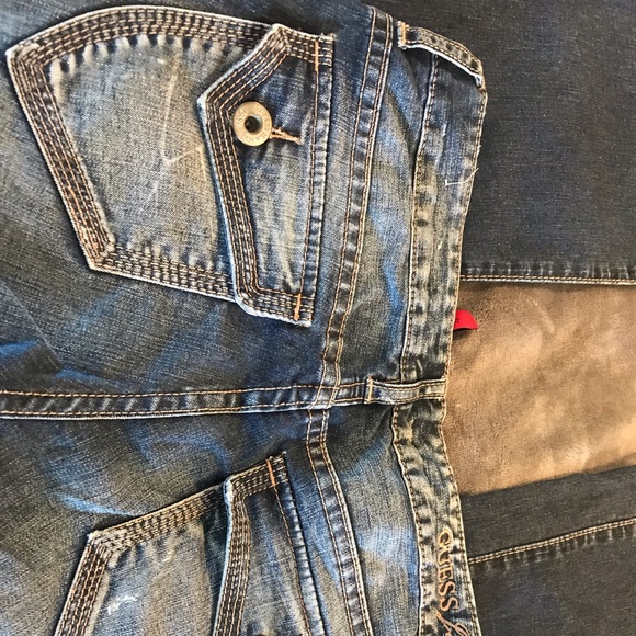 Guess jeans Size 27 - Picture 2 of 3